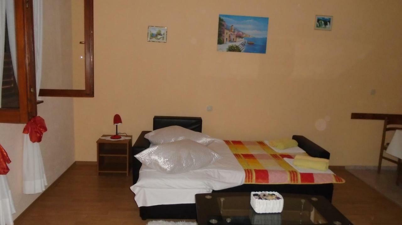 Apartmani A.Teskera Trogir Luaran gambar