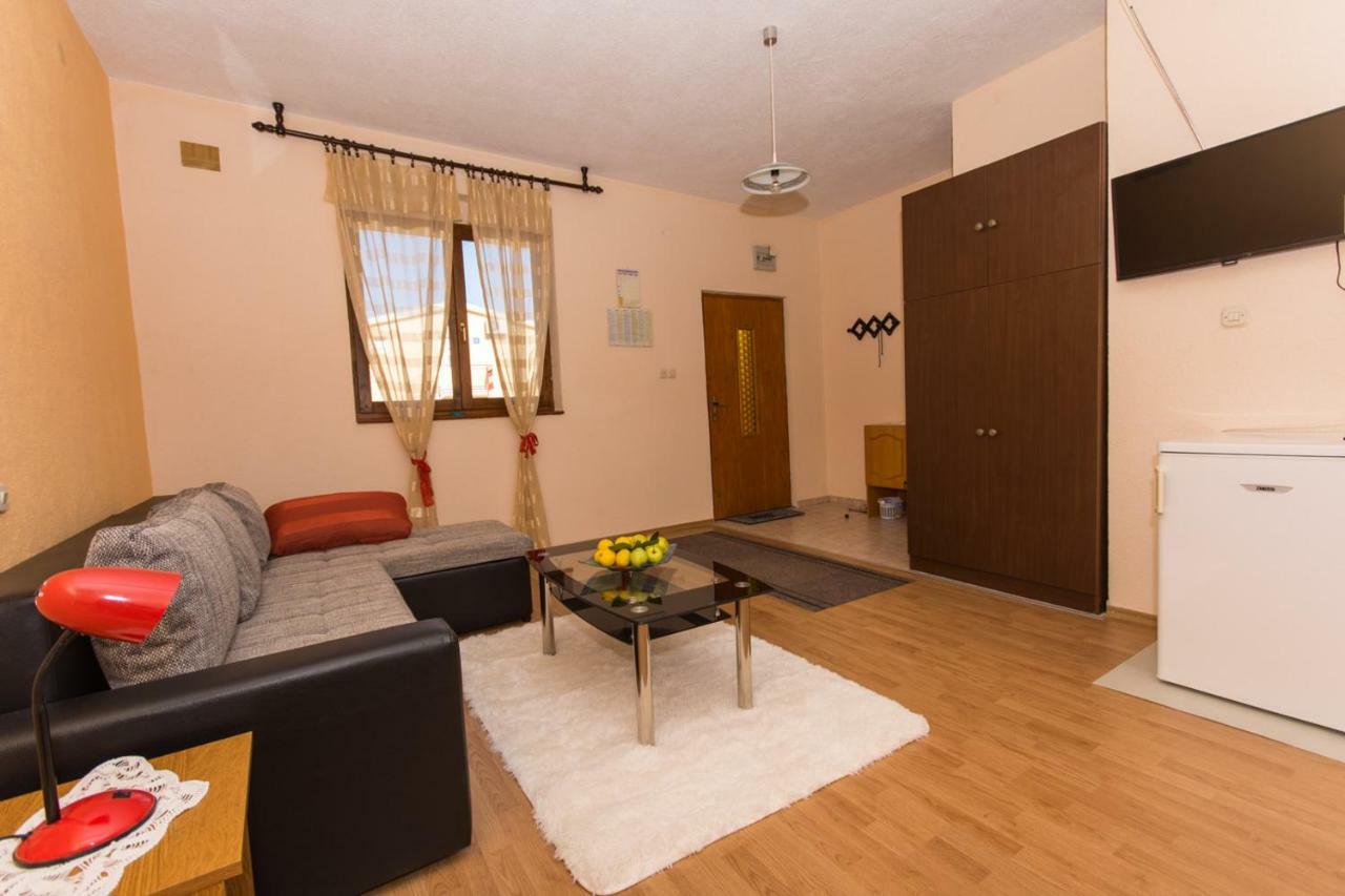 Apartmani A.Teskera Trogir Luaran gambar